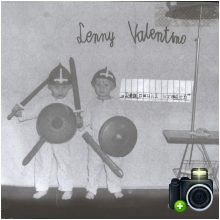 Lenny Valentino - Dom nauki wrażeń